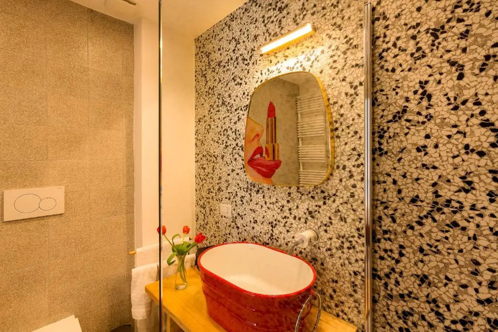 CasAunoE Boutique Hotel