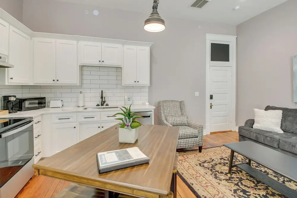 Downtown Hot Springs Condo - Walk to Restaurants!