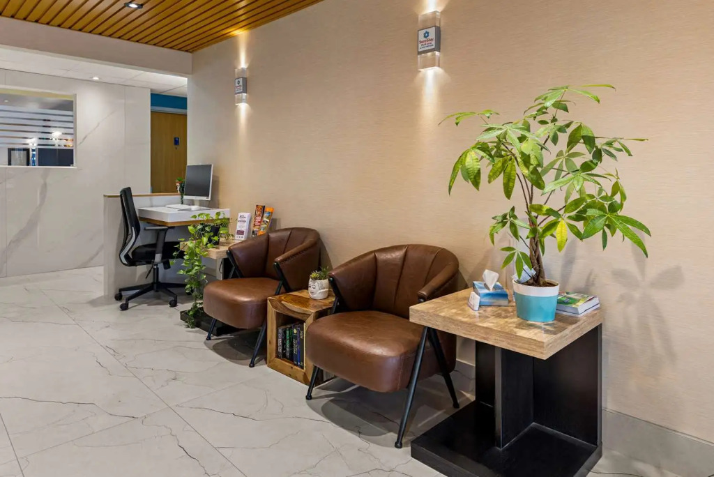 SureStay Plus by Best Western Brooks