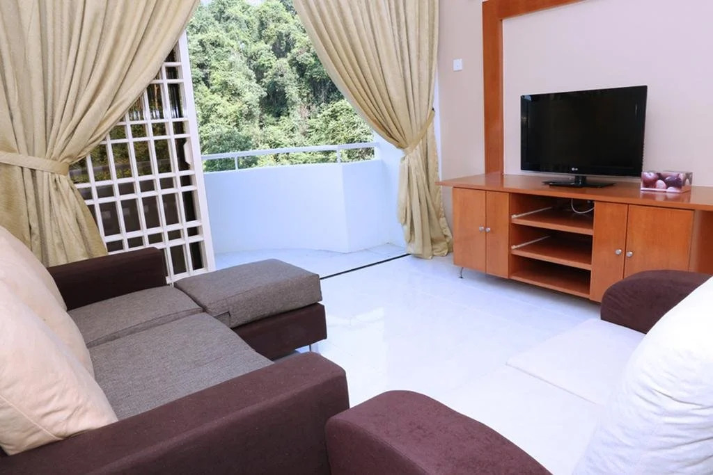 Eden Seaview Condominium