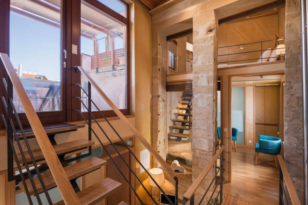 Neoria Houses