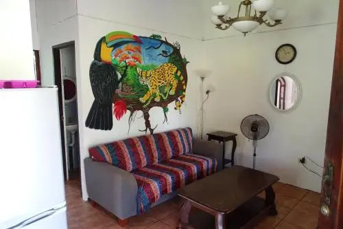 Cabinas Los Tucanes