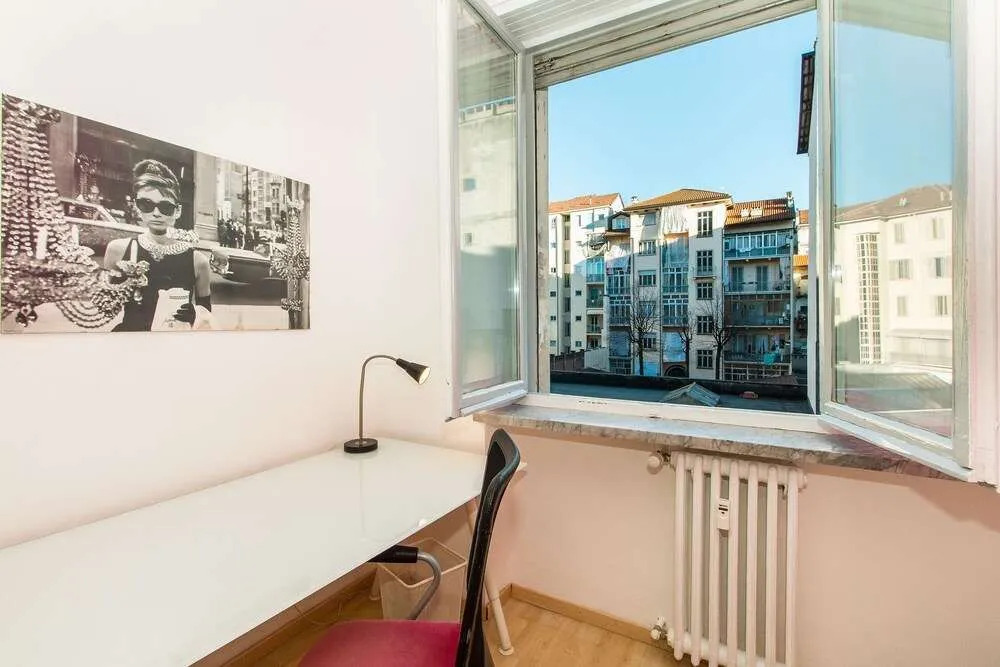 Mm Dante Colorful Apartment
