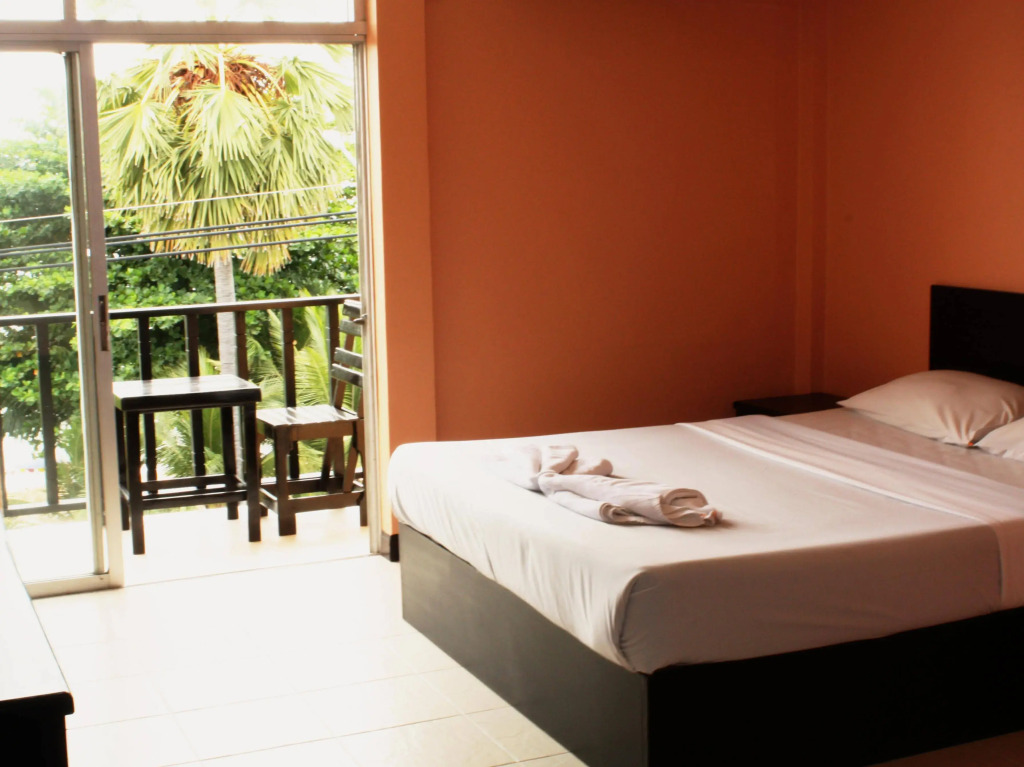 Opal House Hotel & Restaurant