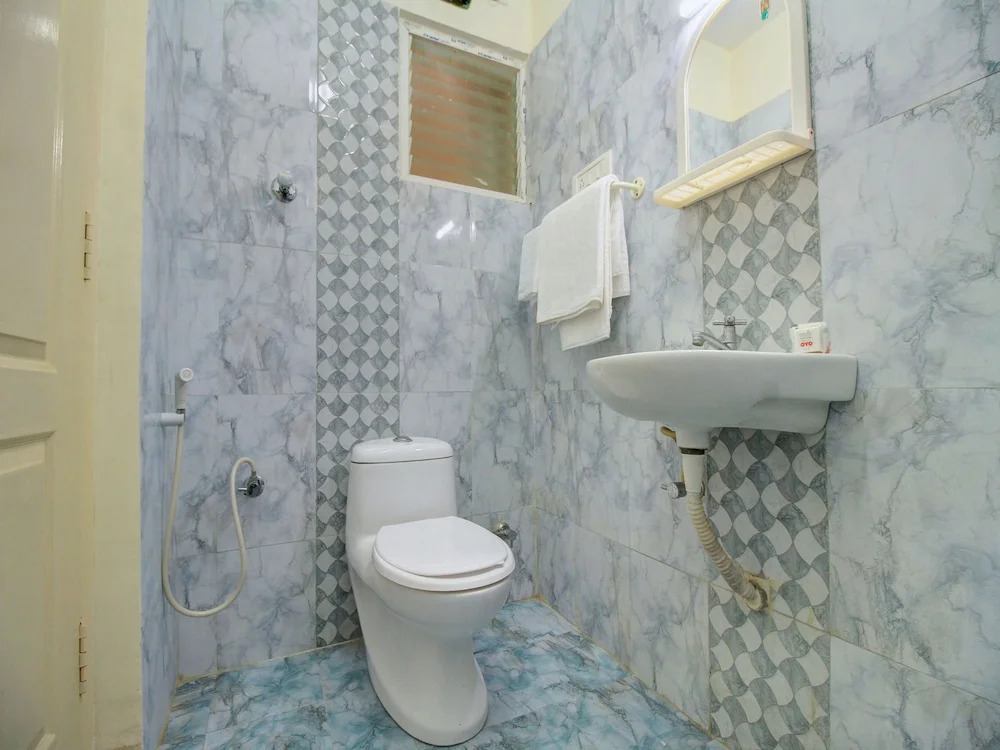 OYO 10920 Home Serene 2BHK Near Villiyanur Lake