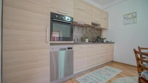 9 Central Residence