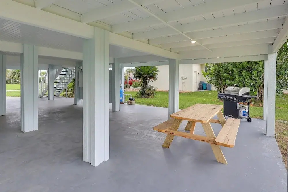 Dock + Canal View: Tranquil Escape in Punta Gorda