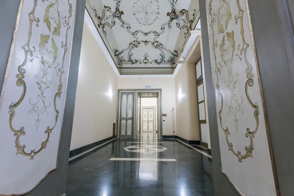 Nuccio Palace
