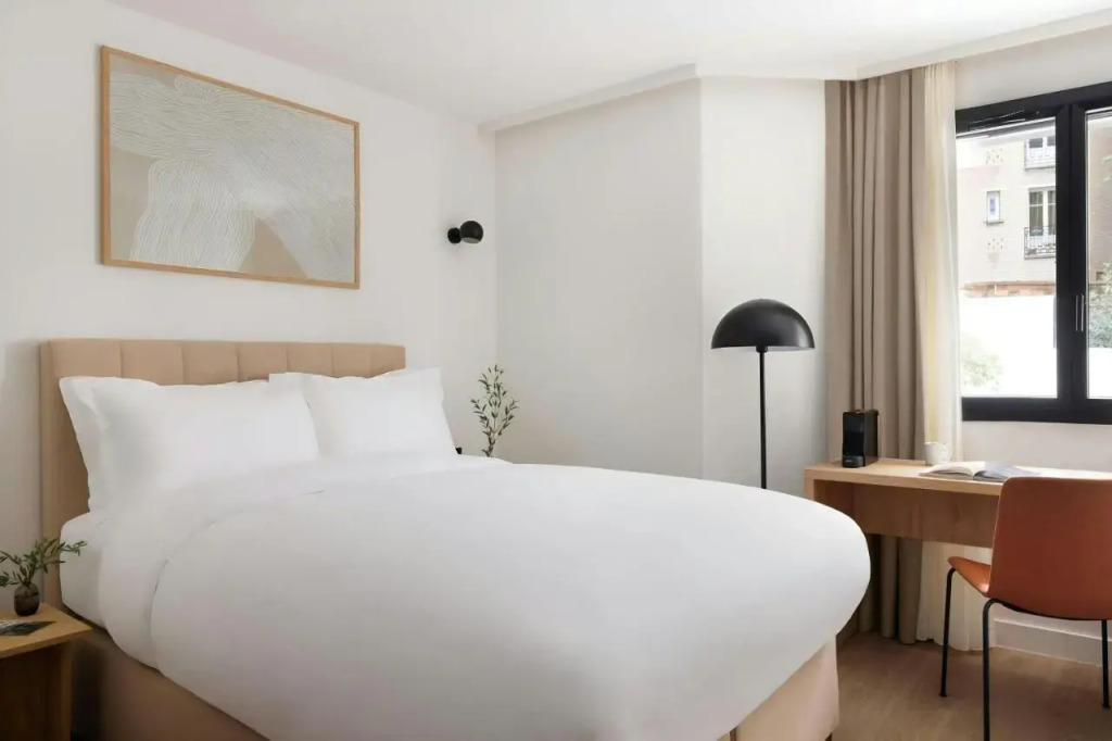 Yvette Hotel Porte de Versailles, Sonder