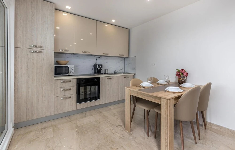 Nice Apartment in Crikvenica With Outdoor Swimming Pool, Wifi and 2 Bedrooms