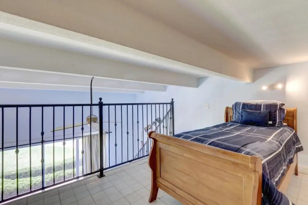 Aquarius Condominium 301