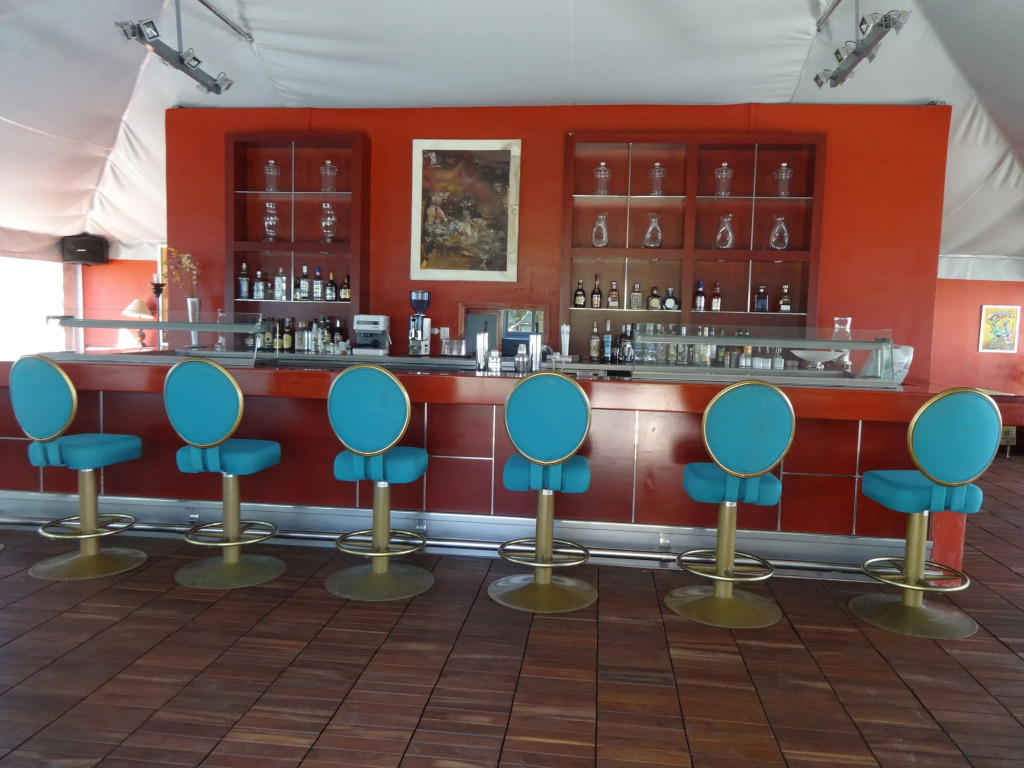 Uvence Garden Hotel