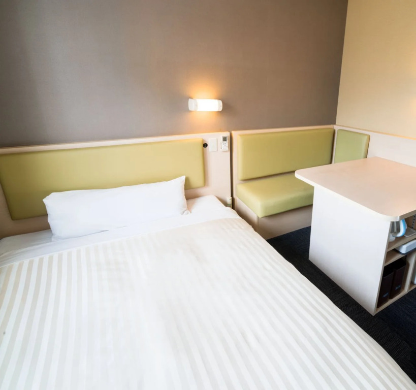 Super Hotel Kadoma