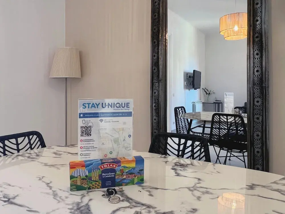 Stay U-nique Apartments Lepant