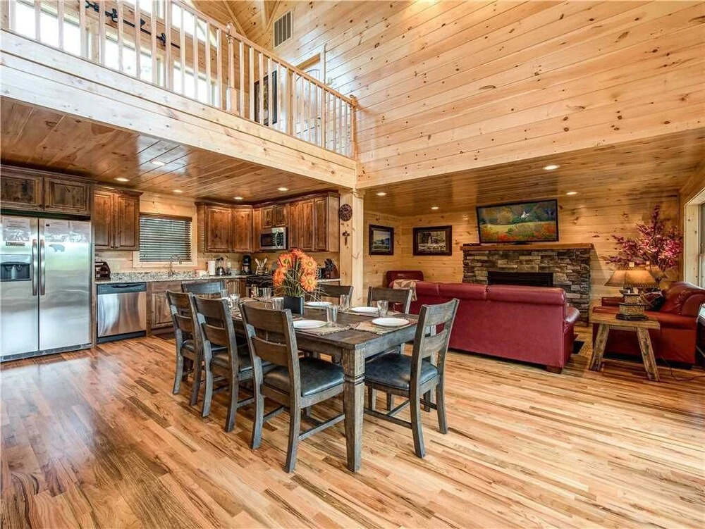 Smoky Mountain Dream - Five Bedroom Cabin