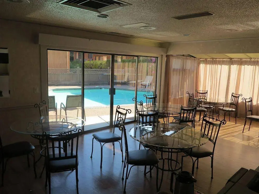 Lake City Inn and Suites