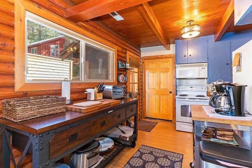 Steelhead Lodge