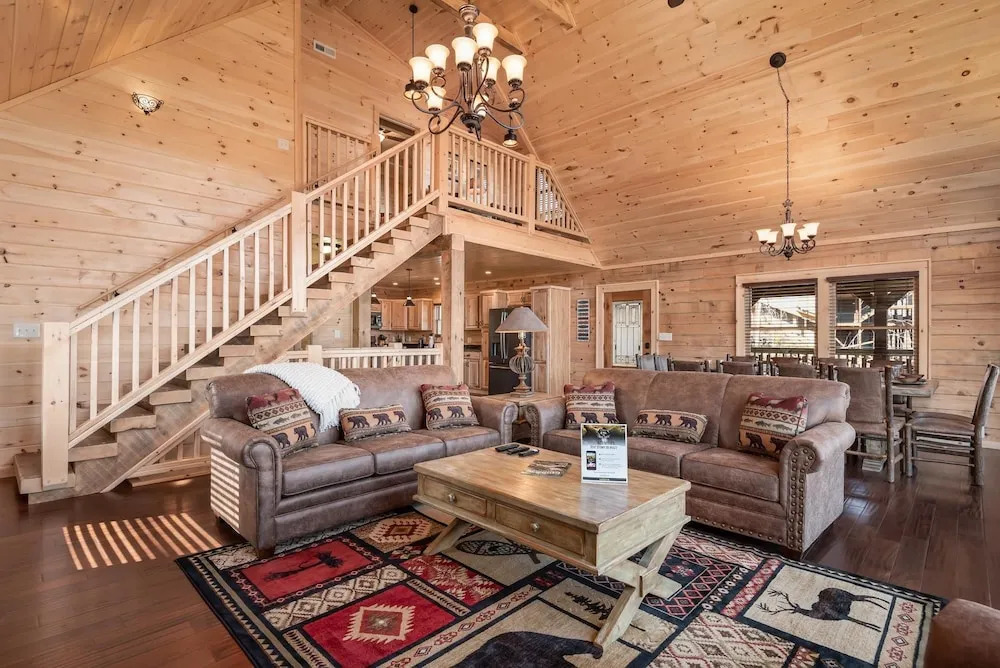 Smoky's Grand View 5 Bedroom Home