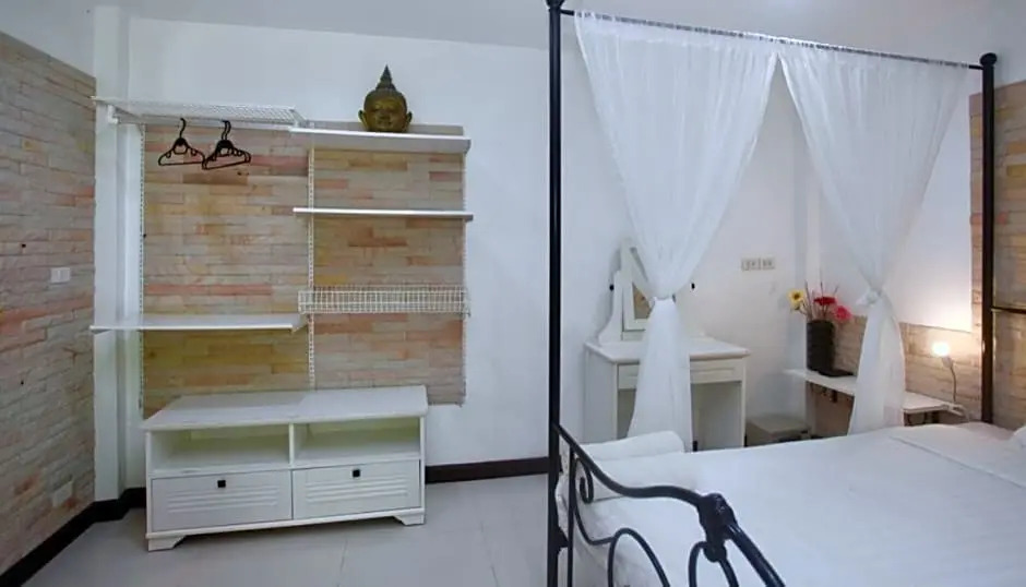 Sunshine Guesthouse and Diving School Room Nr 4