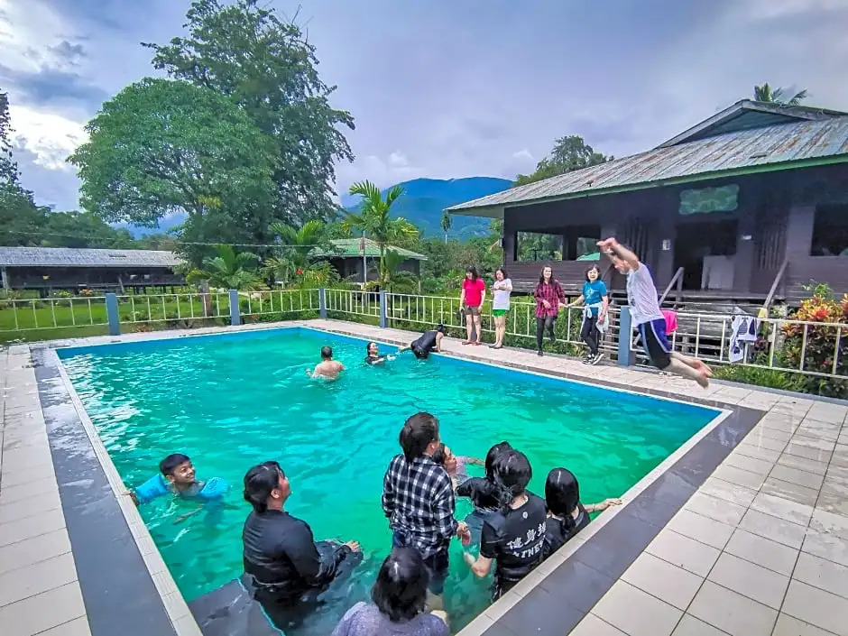 Mulu Benarat Lodge