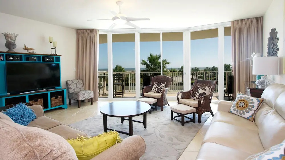 Three Bedroom Family-friendly Condo - Unit Crc0314