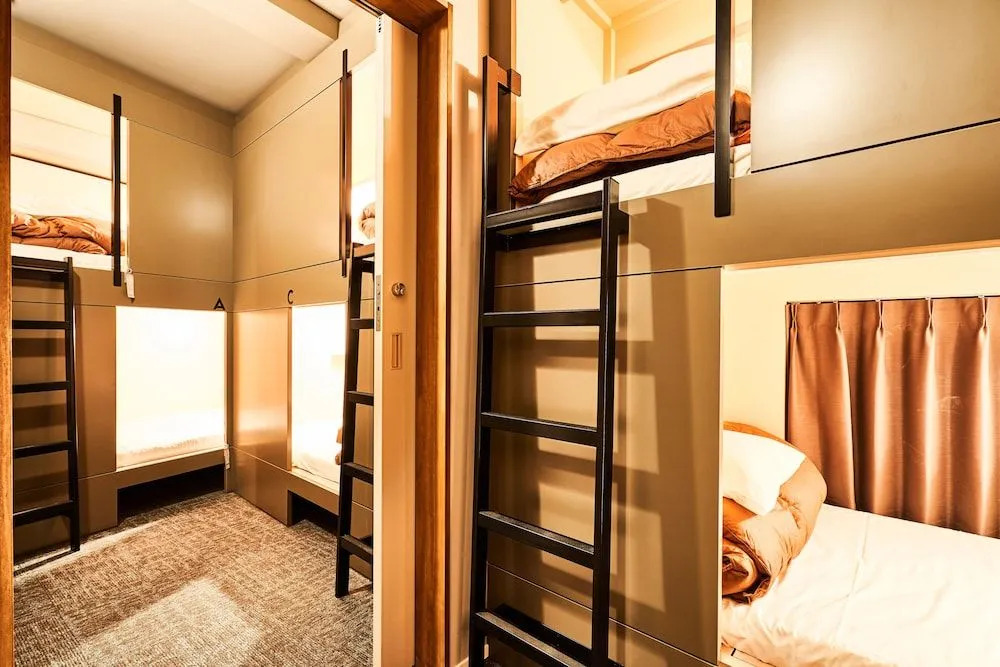 Andand Hostel Namba
