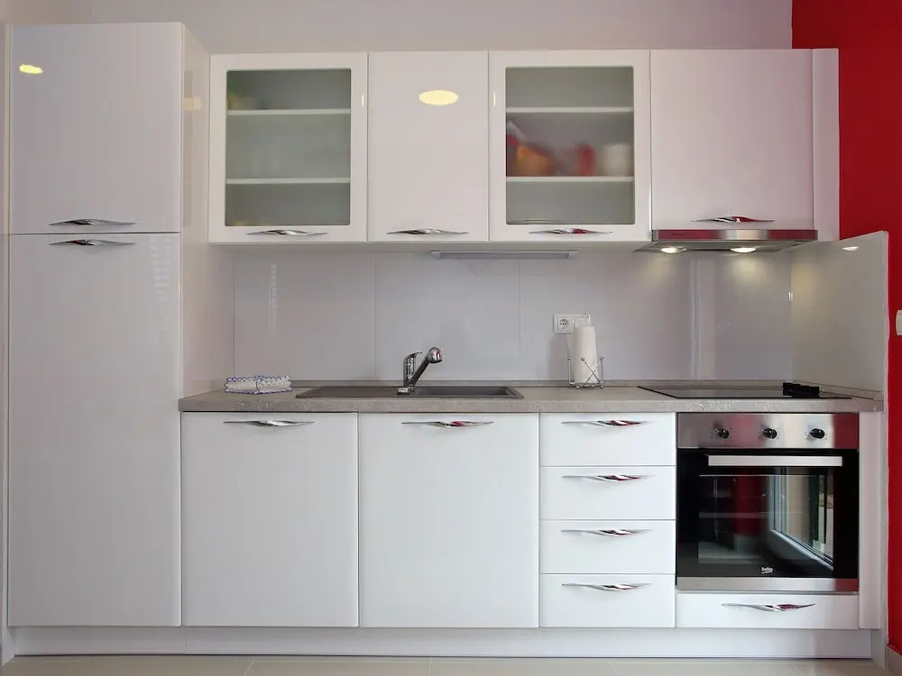 Newly Built Holiday Home in a Quiet Area, 2 Spacious sea View Terraces, Parking
