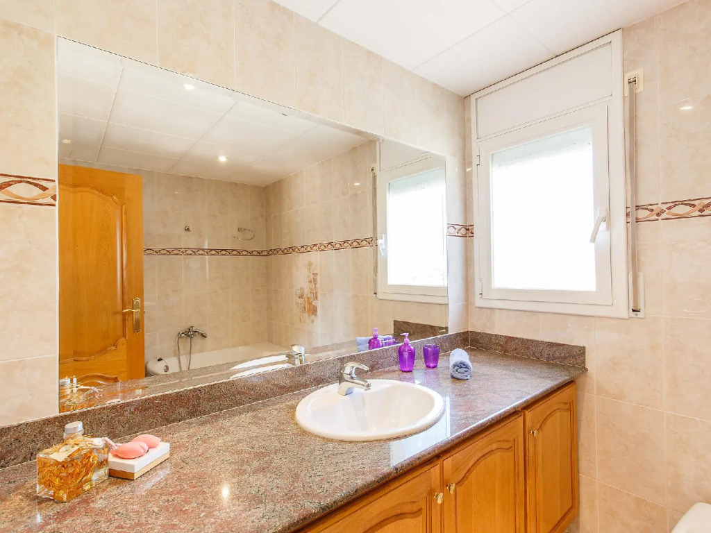 Bell Lloc 02 - Three Bedroom