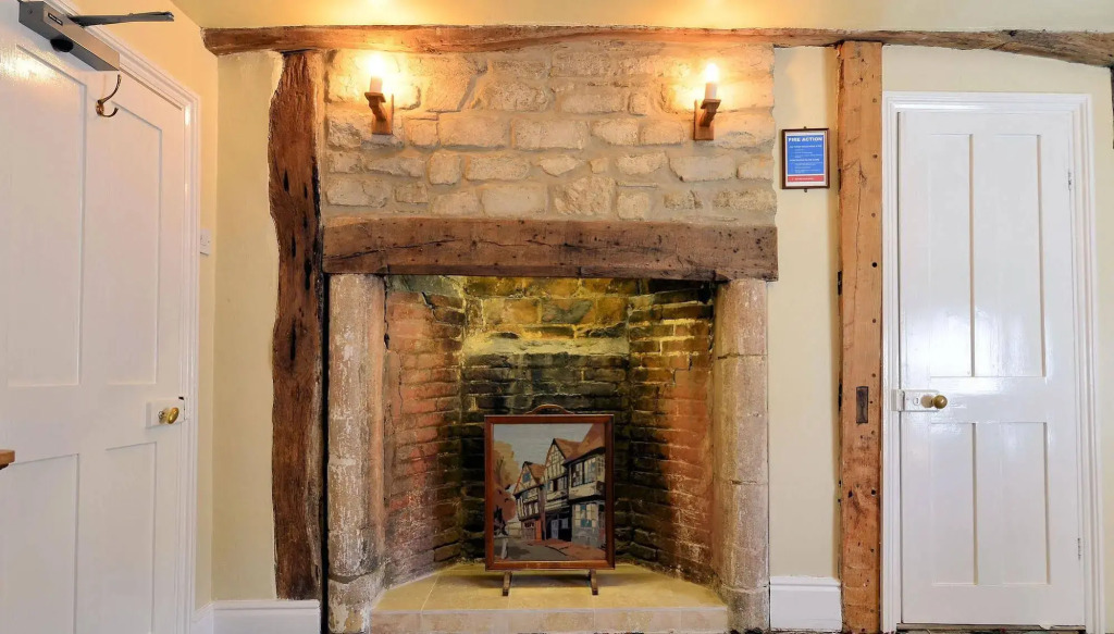 The Abbey Hotel & Apartments