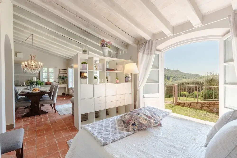Tuscan Farmhouse With Infinity Pool Retreat
