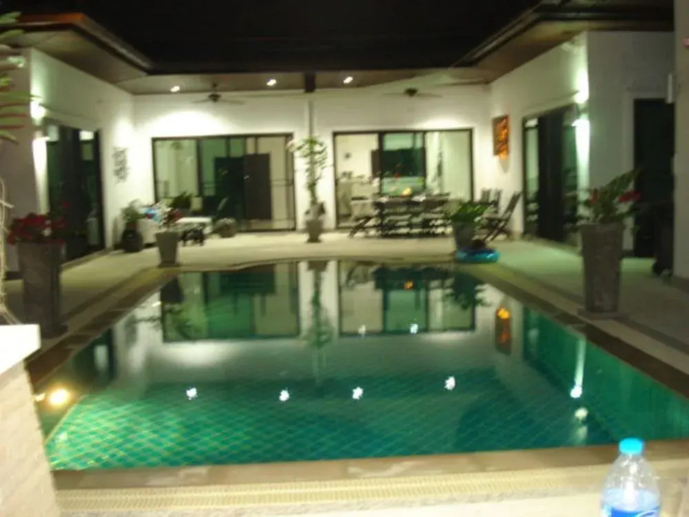 Yves Villa 3 bed pool NAI HARN