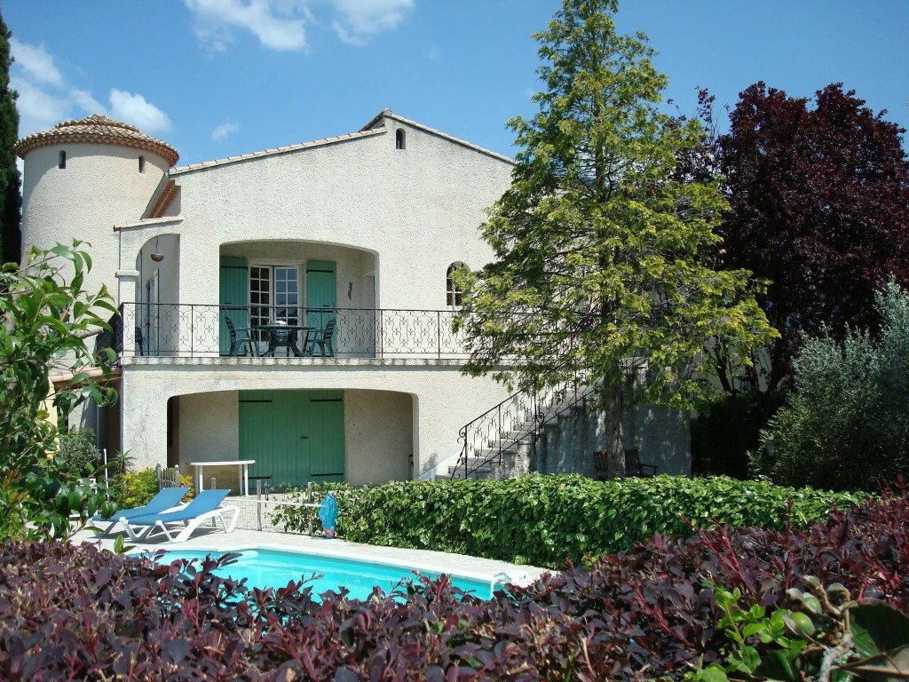 Sunny Villa Stay in Nyons