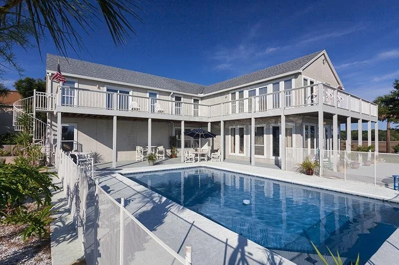 Buccaneer Retreat 6 Br home by RedAwning