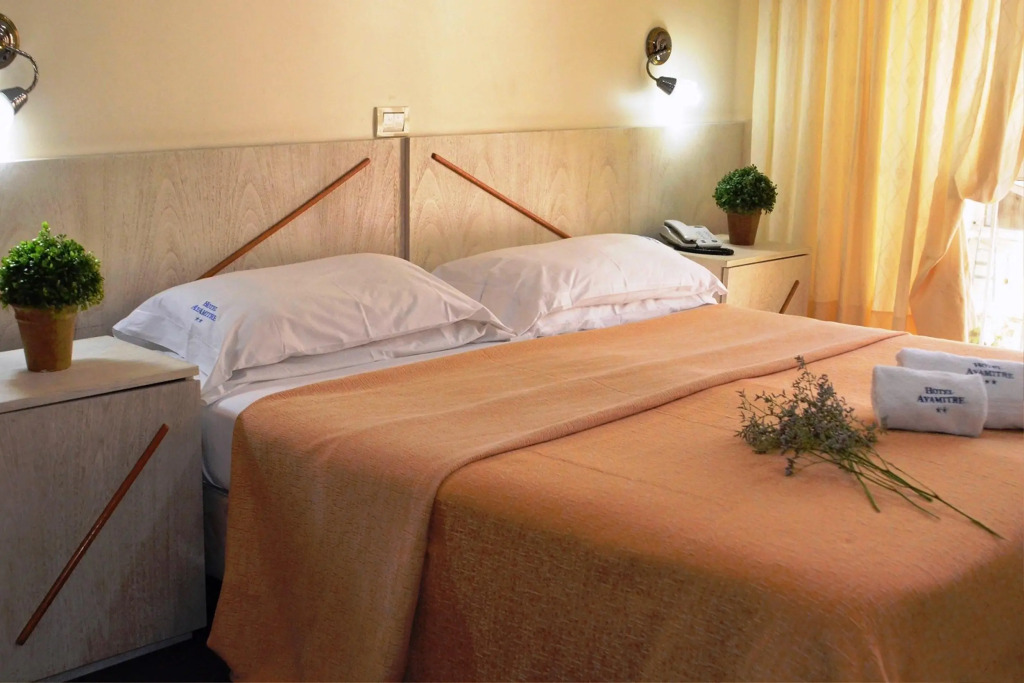 Hotel Ayamitre