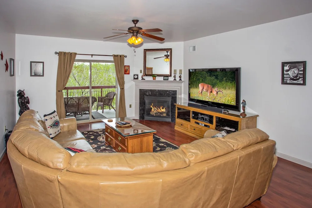Cedar Lodge 603
