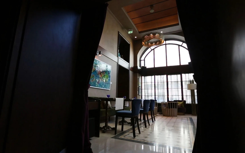 10 Karakoy