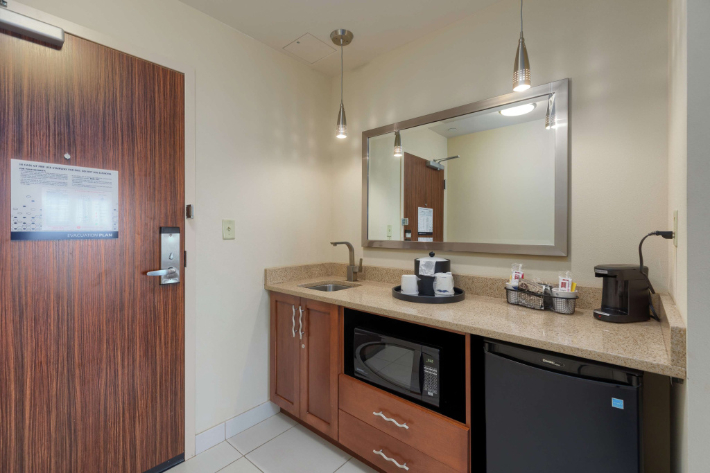 Hampton Inn & Suites Owensboro Downtown Waterfront