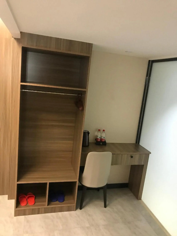 Xinzheng Mo Ran  Hotel