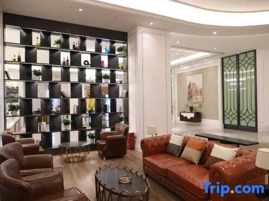 Vienna International Hotel (Chengdu Wenjiang University Town Fengxihe Subway Station)