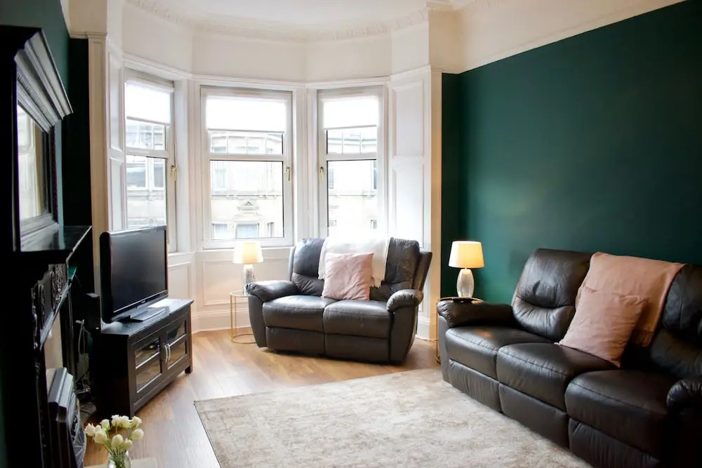 2 Bedroom Apartment Near Murrayfield