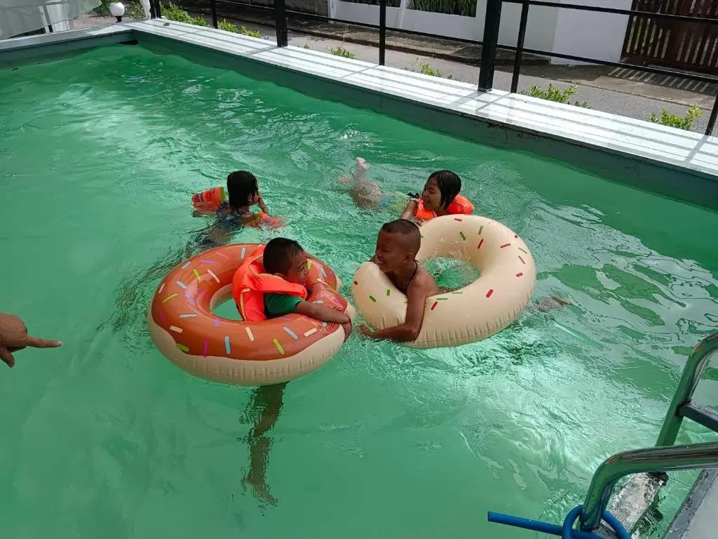 ซิตี้บีช หัวหิน พูลวิลล่า เดินไปทะเล120เมตร City Beach Hua-Hin Poolvilla walk to beach 120Meter