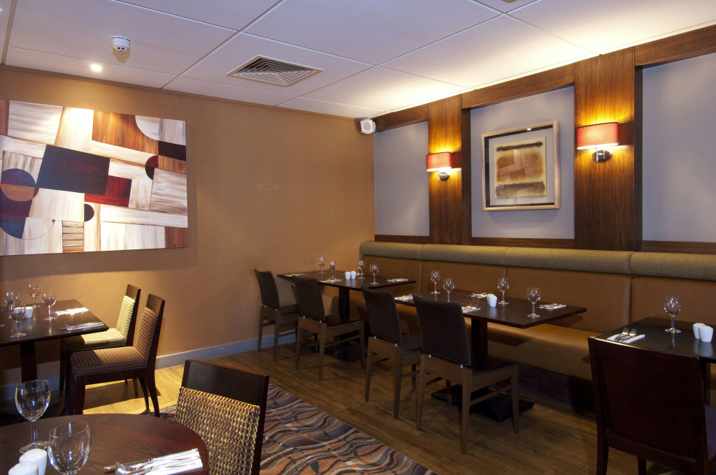 Premier Inn Manchester Trafford Centre West