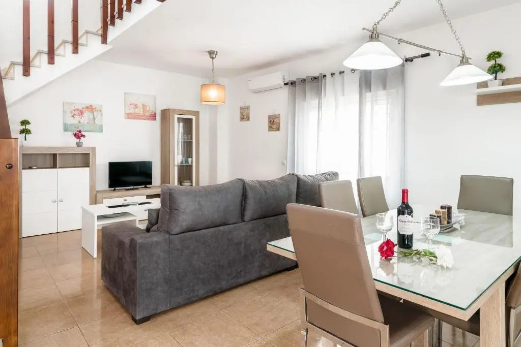 Casa Familiar La Lobita 2