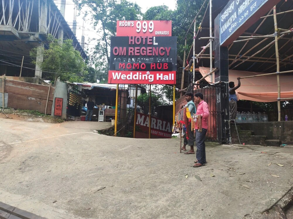 Hotel Om Regency