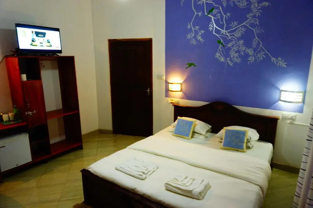 Vista Hotel Sun Breeze
