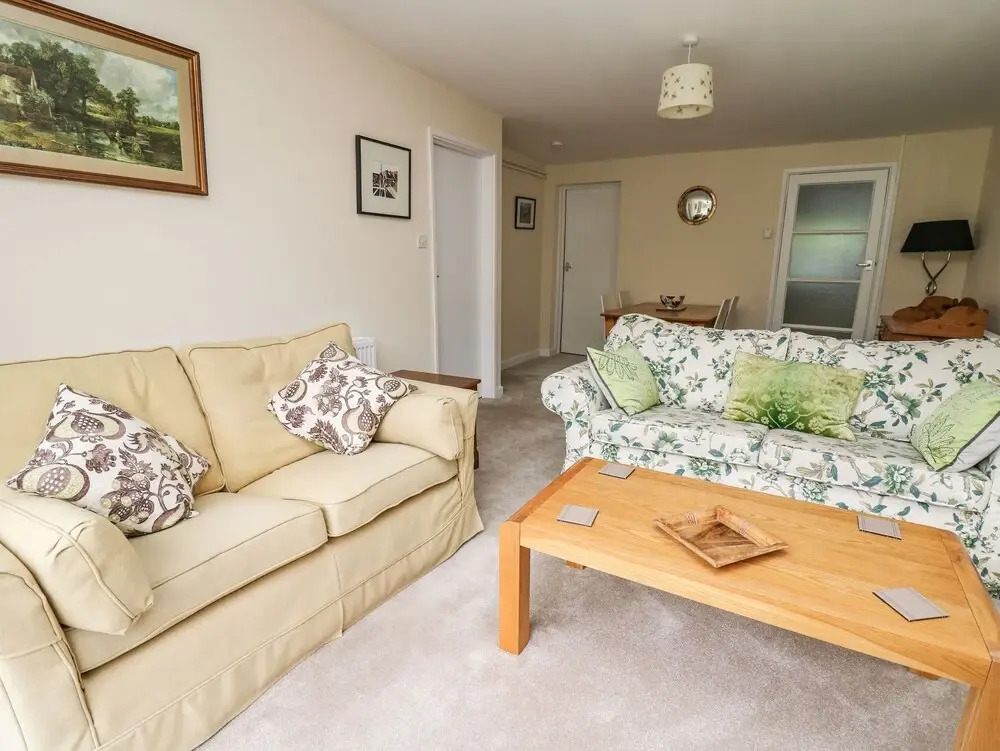 Salmon Cottage