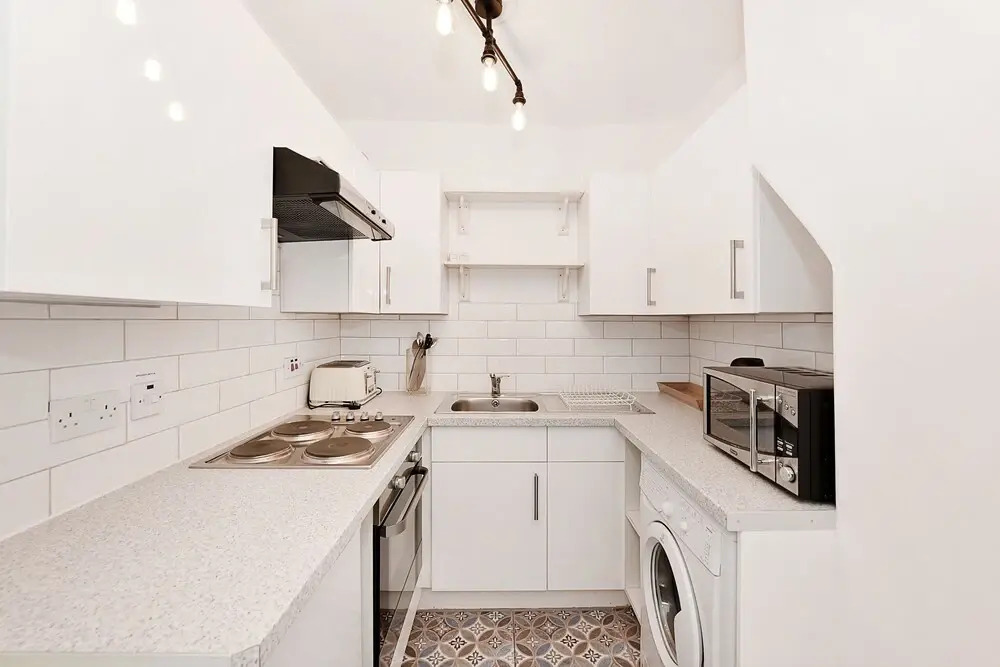 Bond Street Apartments