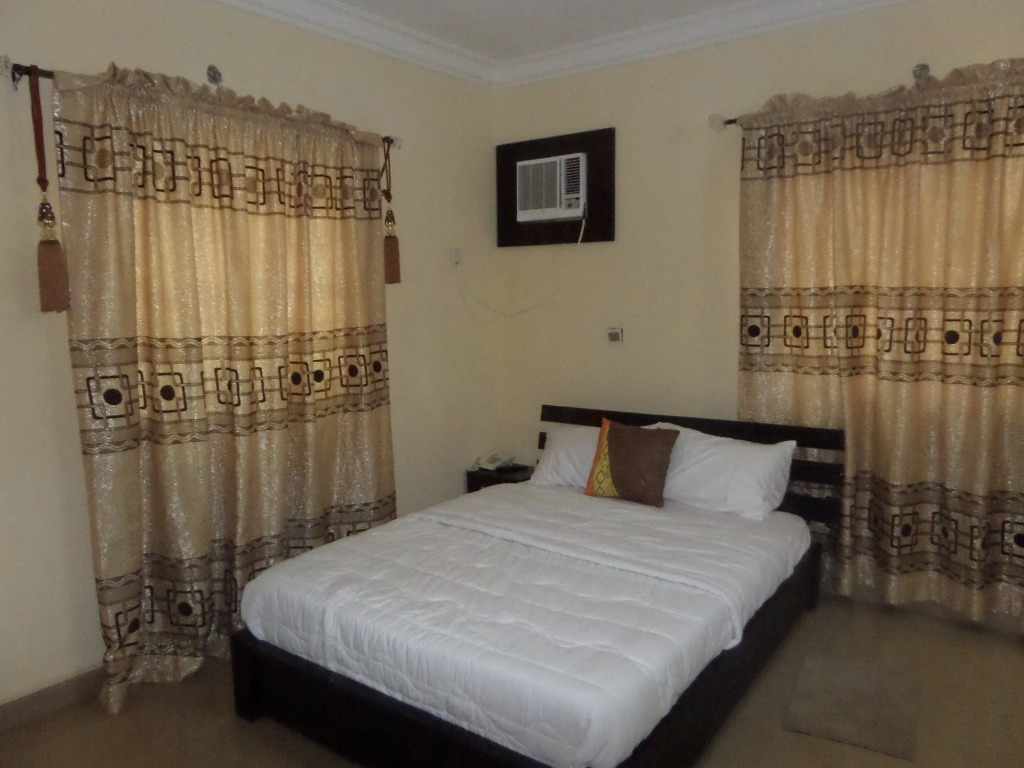 Apartment 1 Suites
