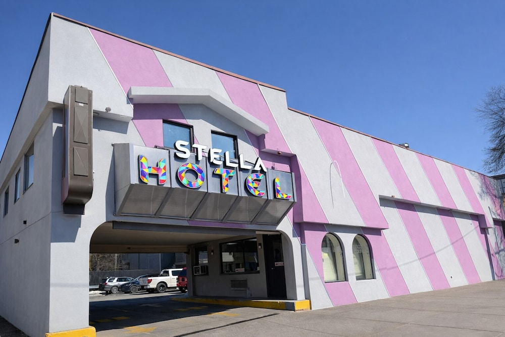 Stella Hotel Bronx