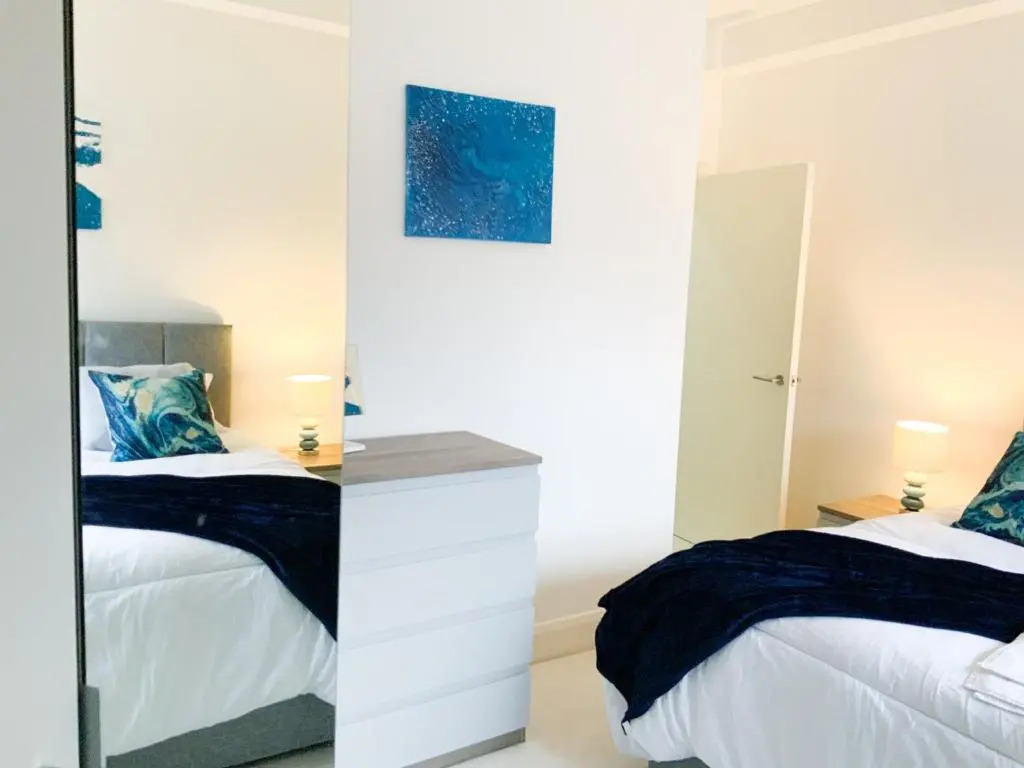 Fareham Point Apartment